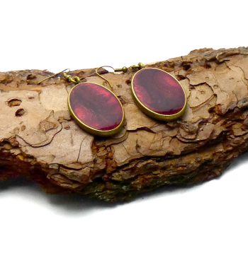 Bronskleurige Ovale Oorbellen met Kersenrood en Mica Effect