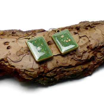 Brons Goudkleurige Rechthoek Oorbellen met Mintgroen en Glitters
